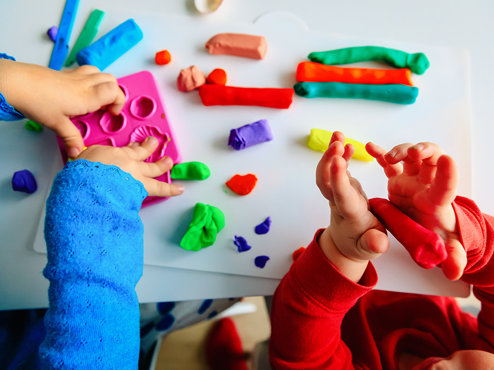 Sensory Play Boosts Early Cognitive Connections